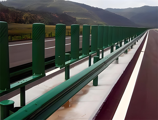 北海三波护栏板在高速公路的应用